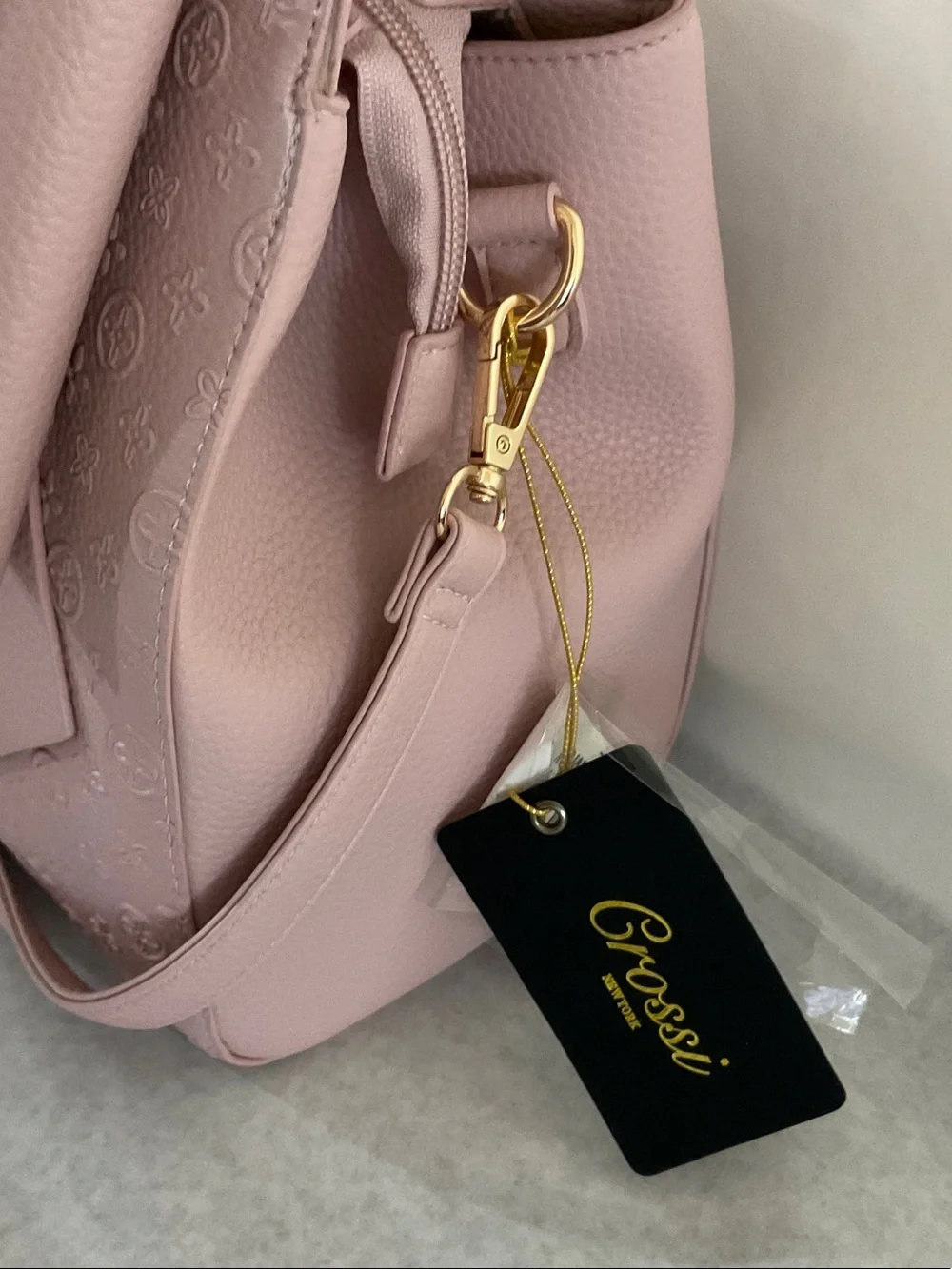 Elegant Pink Bow Satchel with Gold Accent
